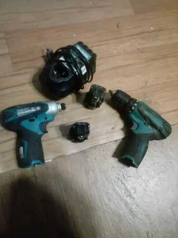 Vendo o kit completo semi nova tudo funcionando.