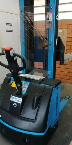 Empilhadeira