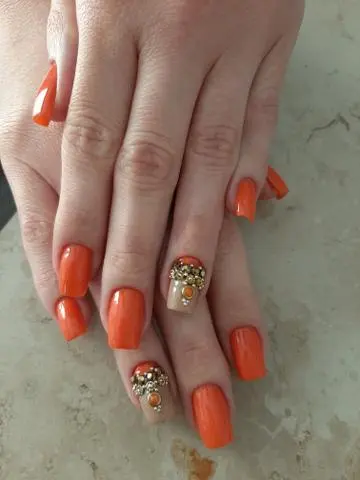 Blindagem de cristal nas unhas