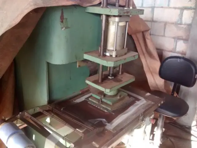 Maquina de solda eletronica de 10 KWA dem a valvula