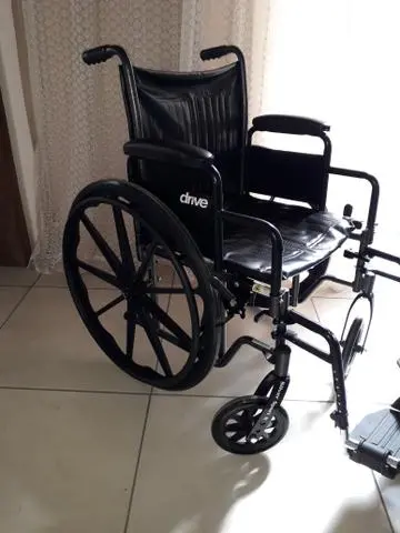 Cadeira de rodas Silver Esport 2, para pessoas obesas