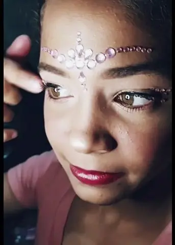 Promoção de maquiagem para o carnaval