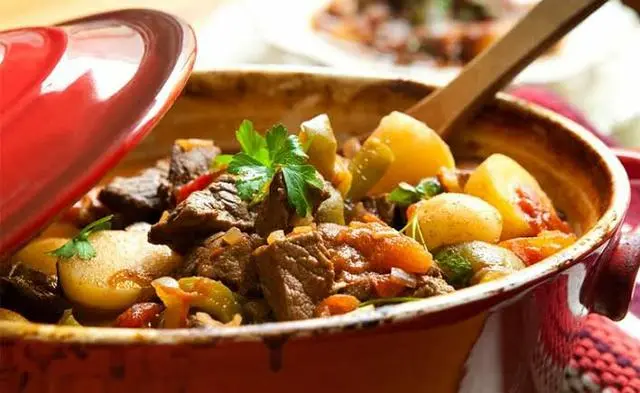 Faxina E cozinha