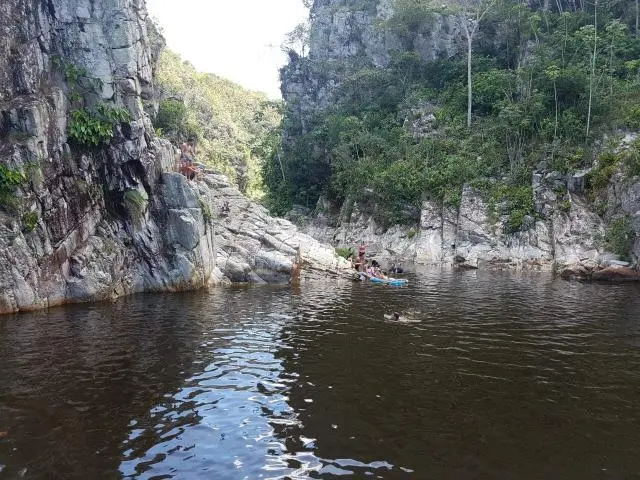 Trilha para porções da Ribeira