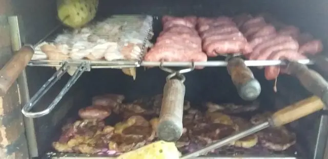 Churrasqueiro 170, 00 somente mão de obra