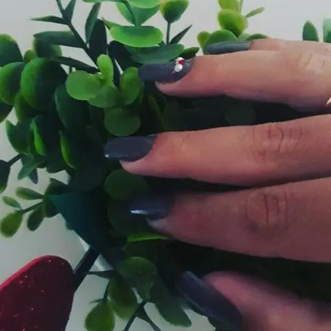 Alongamento de Gel com tips Manicure e Pedicure