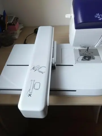 Máquina de Bordado Broher