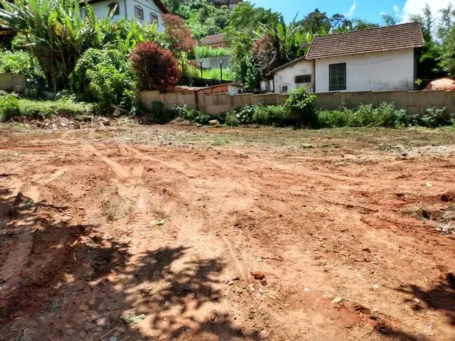 Garagens para caminhões