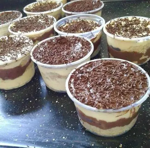 Bolo no pote