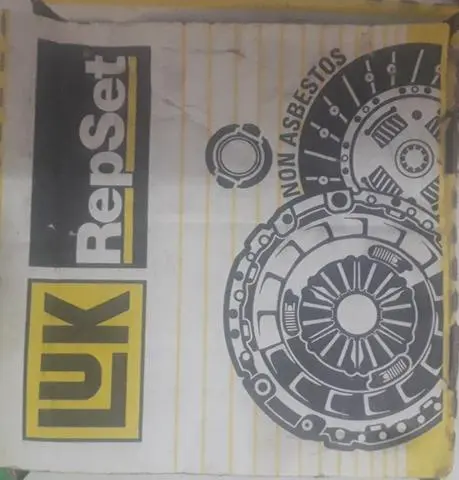 Vendo um Kit de embreagem e um retentor do volante do gol bola motor AT 8v