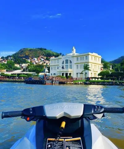 Passeio de Jet Ski pela Ilha de Vitória
