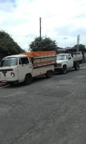 Realizo fretes e carretos (ABC a partir 90, 00)