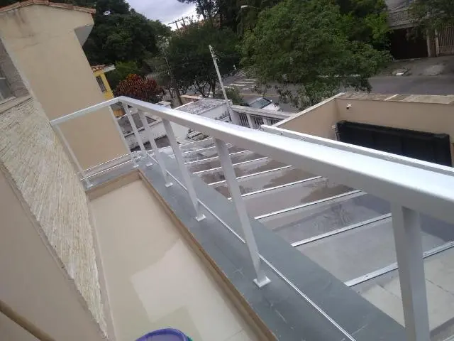 Toldos e coberturas & vidros