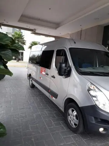 Locação de ônibus semi leito, microônibus e vans!