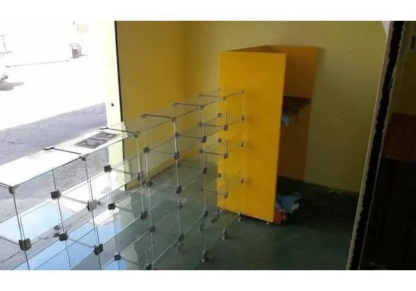 Balcão todo em mdf amarelo