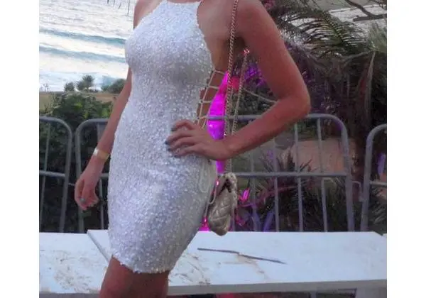Vestido paetês off white