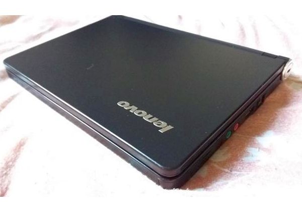Netbook Lenovo S10 Intel® Atom N270 1.6GHrz bateria media 2 horas