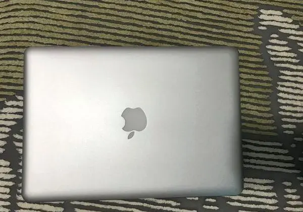 MacBook Pro 13