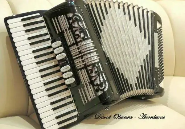 Acordeon Pollina não Scandalli giulietti todeschini