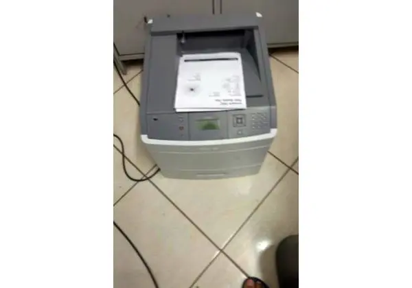 Impreaaora Lexmark T652DN