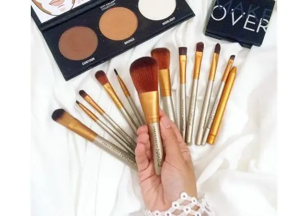 Kit com 12 pincéis
