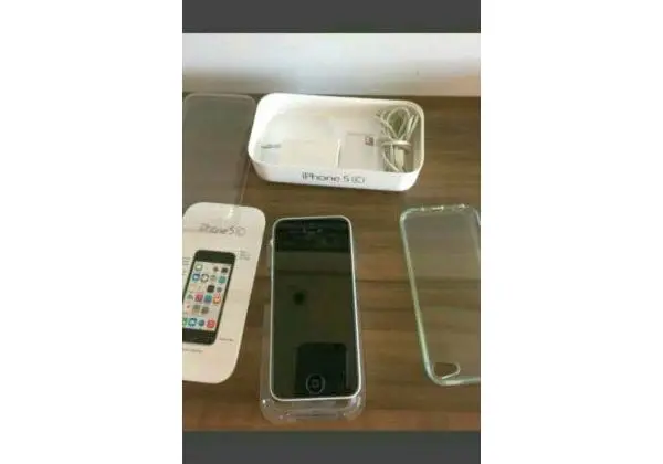 Iphone 5c 32gigas novíssimo ac trocass