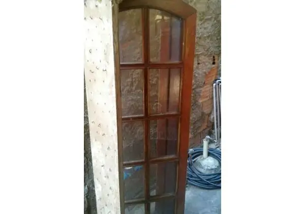 Janela de madeira 100% maçiça