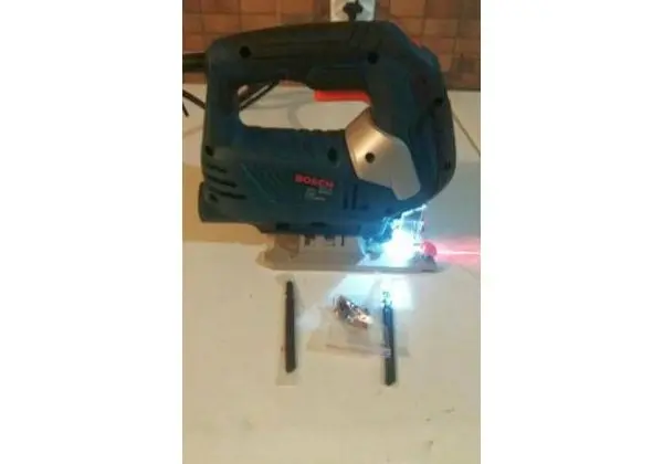 Serra Tico Tico Bosch 710w Com Guia Laser Nova