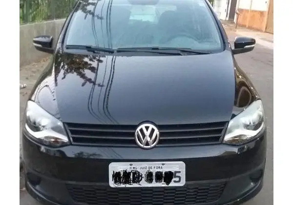 VW Fox 2014 1.6 4P Preto 32.000Km - 2014