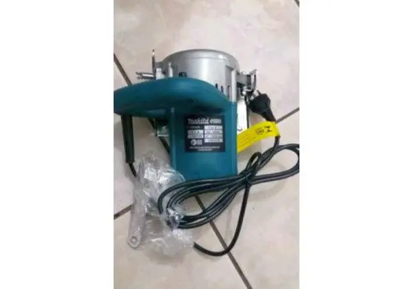 Makita Nova Serra Mármore 110v
