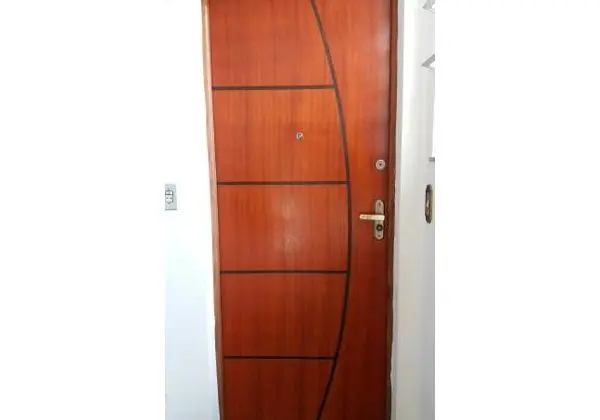APARTAMENTO 2 QUARTOS- Ótima localização/ 300 metros do metrô Cidade Industrial