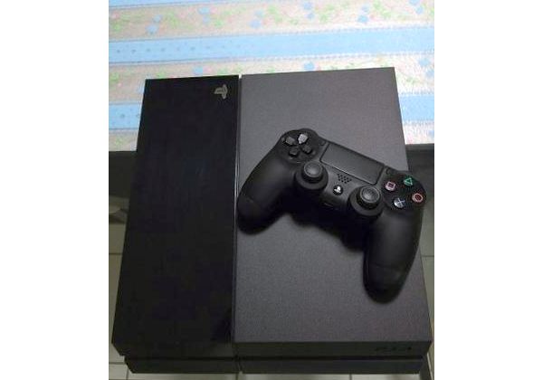 Playstation 4 Ps4 500gb 1 controle 1 jogo