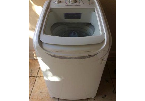Máquina de lavar Electrolux Turbo Econômica de 10kg, 127V