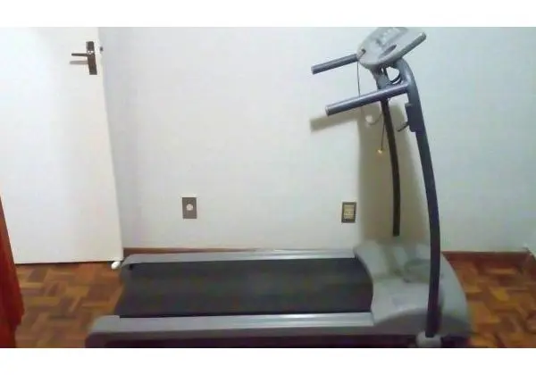 Esteira Elétrica Caloi Elite Até 130 kg Semi-Nova em Ótimo Estado