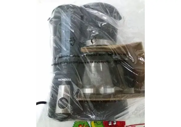 Vendo cafeteira elétrica mondial