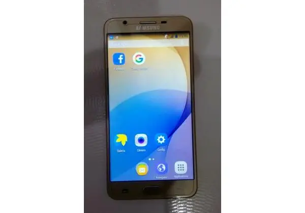 J7 prime primeira linha