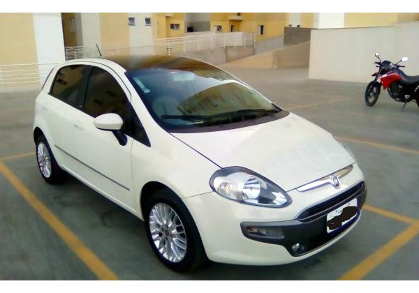 Fiat Punto essence 1.6 - 2013