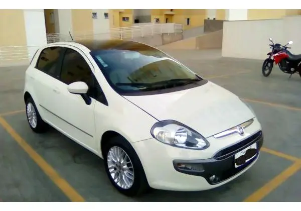 Fiat Punto essence 1.6 - 2013