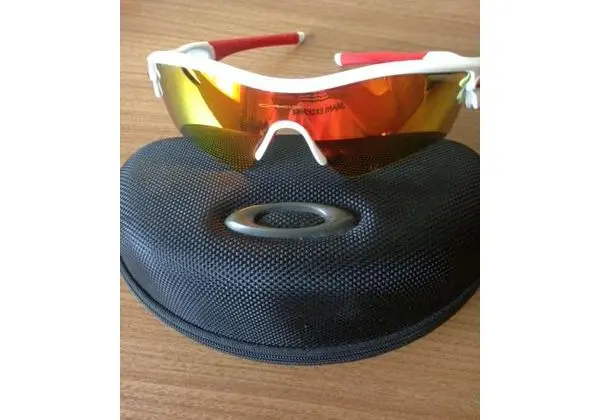 Oculos Oakley