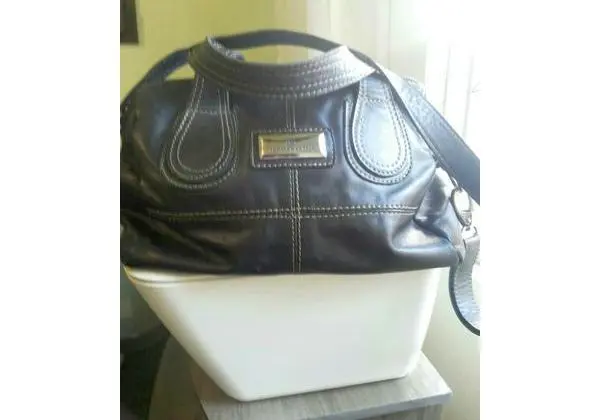 Bolsa em couro cm alças tira colo