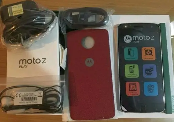 Moto Z Play Novíssimo