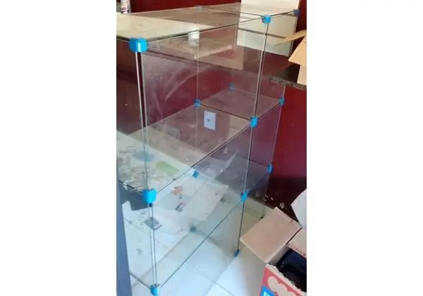 Vitrine pra levar hoje baratinha