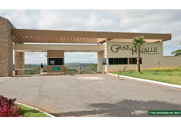 Lote 1000m2 Condomínio Fechado Gran Royalle Casa Branca. Lazer Completo