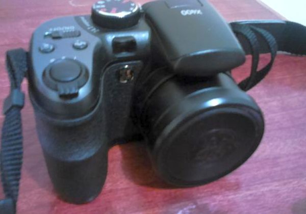 Câmera GE X400 Super Zoom