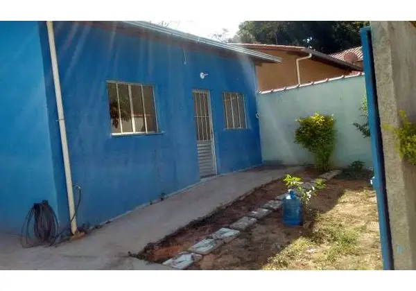 Aluguel casa EM ESMERALDAS