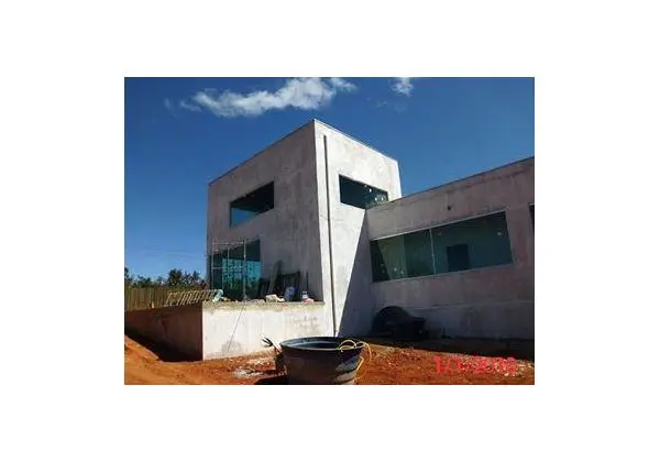 Terreno - Chacara com Casa no Condominio Palmeiras Imperial - Montes Claros MG