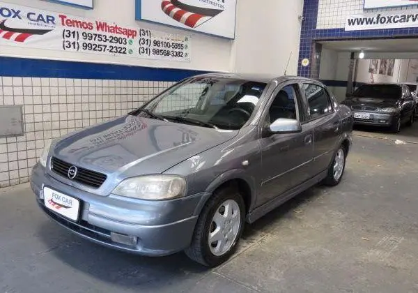 Gm - Chevrolet Astra Sedan 2.0 ano 2001 8127 - 2001