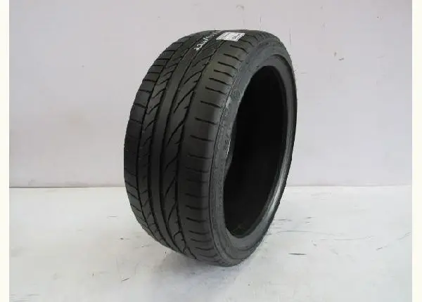 Pneu Aro 18 - 225 40 18 Bridgestone Potenza RE050A I Rft