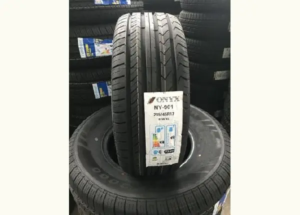 Pneu 215/45 aro 17 novo Original