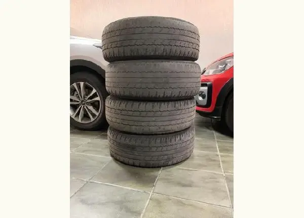 Pneu 265/65/17 Bridgestone